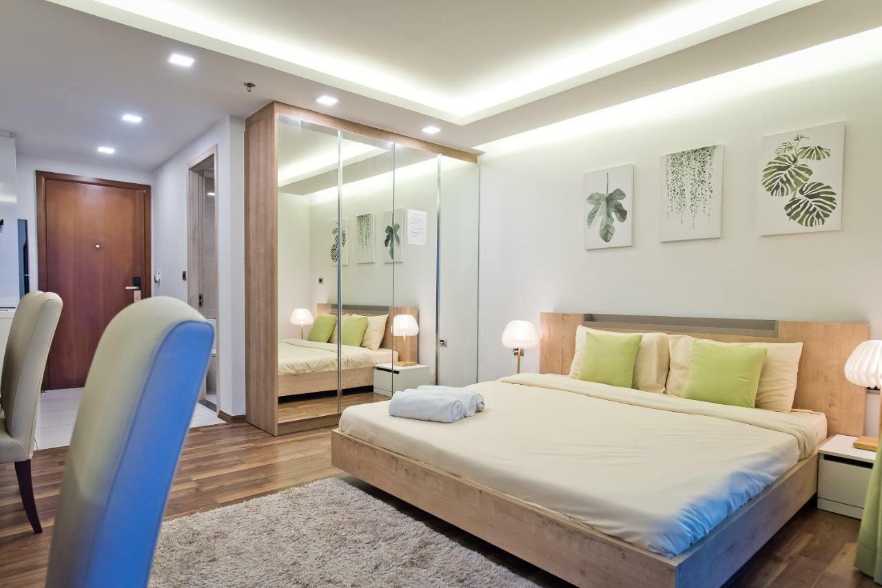 Stylish Studio In Peak Towers Pattaya Exterior foto